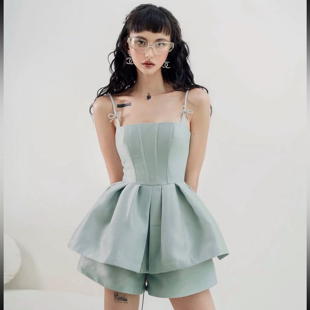 Set top and bottom